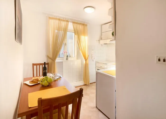 Guest house Sokol 2*