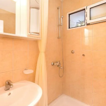 Guest house Sokol 2*